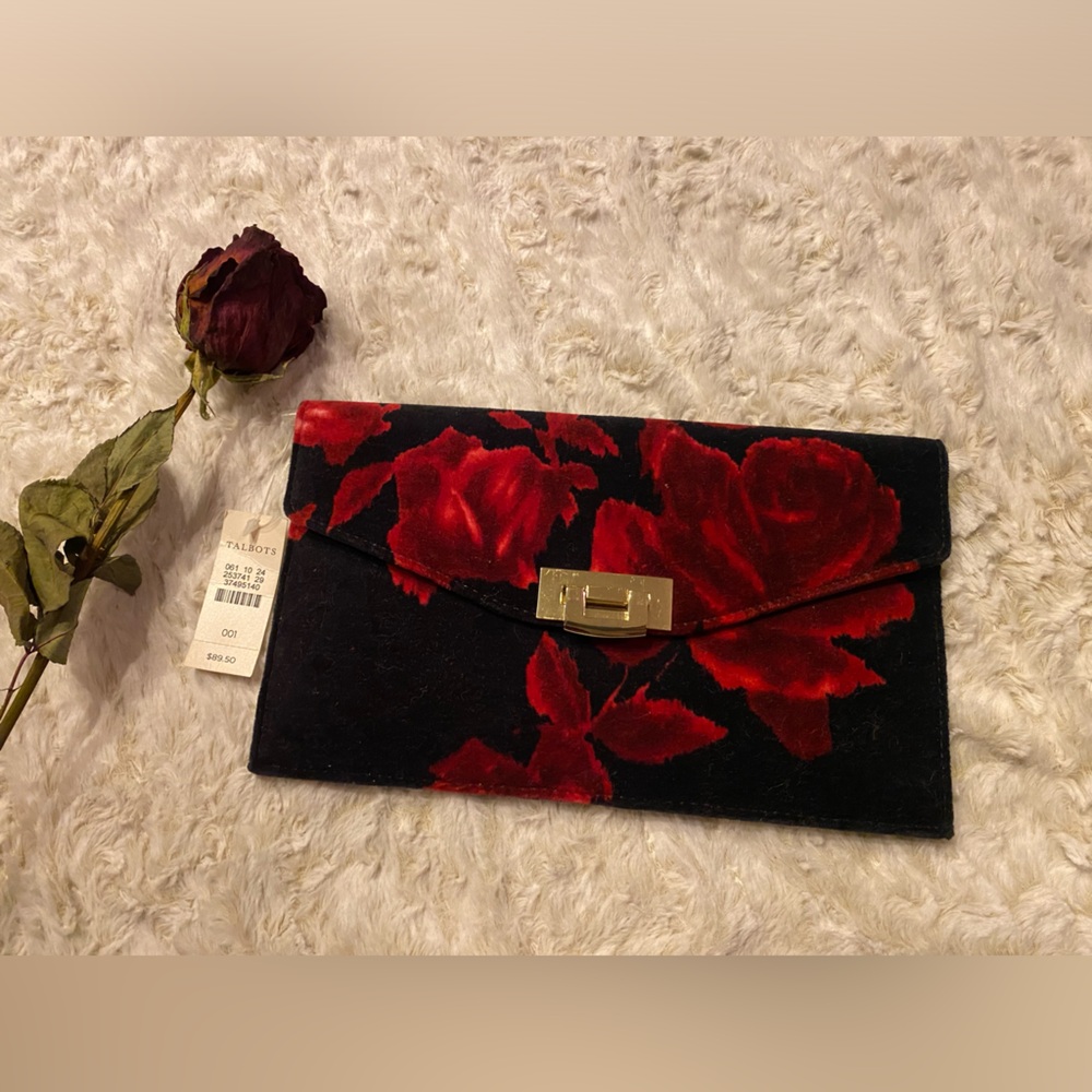NWT Talbots clutch